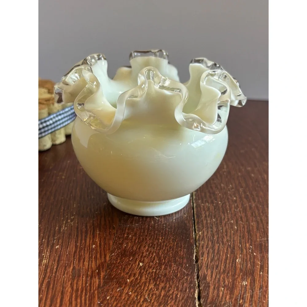 Fenton Custard Glass Rose Bowl Ruffled Rim Clear Crest Edge Vintage Art Glass
